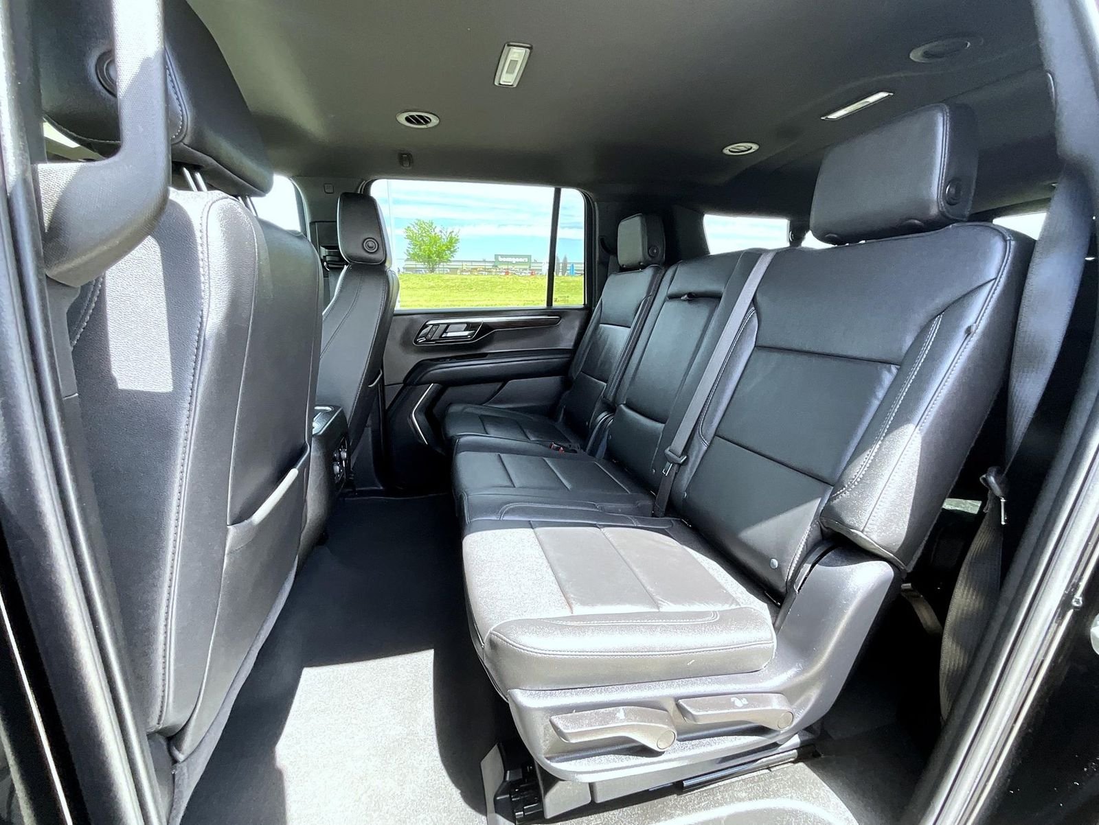 Used 2025 Black Chevrolet Z71 image 21