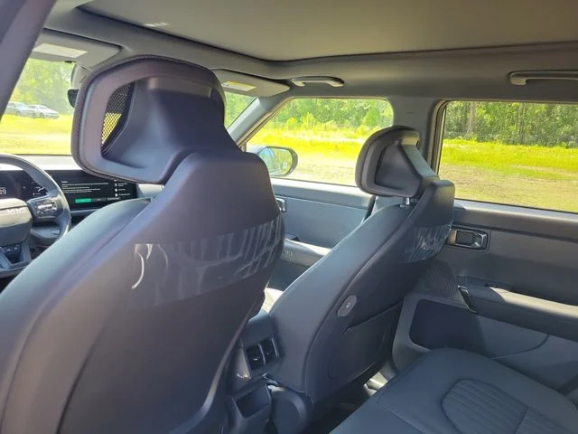New 2027 Iceberg Green Kia X-Line S image 11