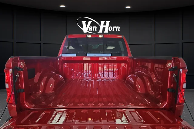 New 2026 Molten Red Pearl-Coat Exterior Paint RAM Big Horn/Lone Star image 27