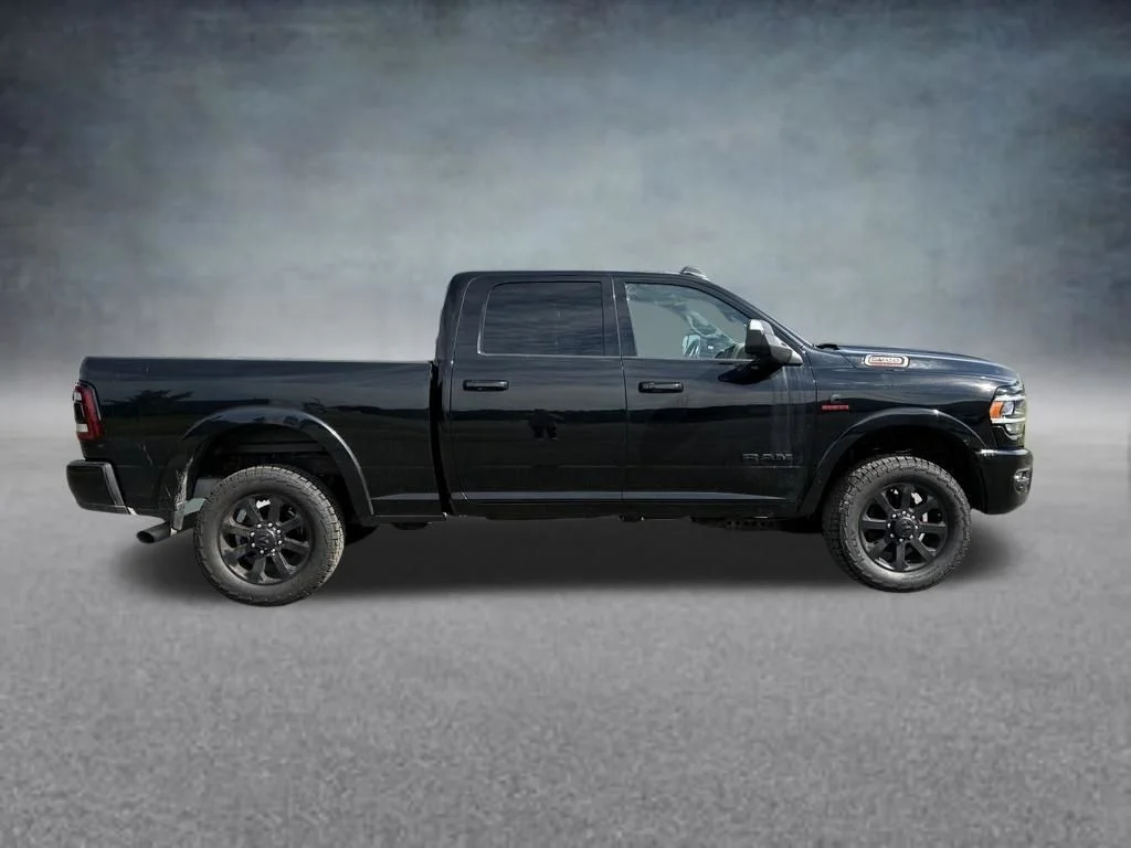 Used 2019 Black Ram Laramie image 7