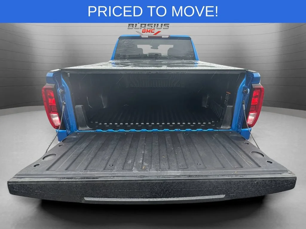 Used 2023 Dynamic Blue Metallic GMC Elevation image 14