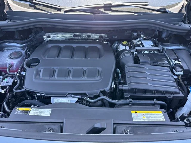 New 2026 Platinum Gray Metallic Volkswagen 2.0T SE image 14