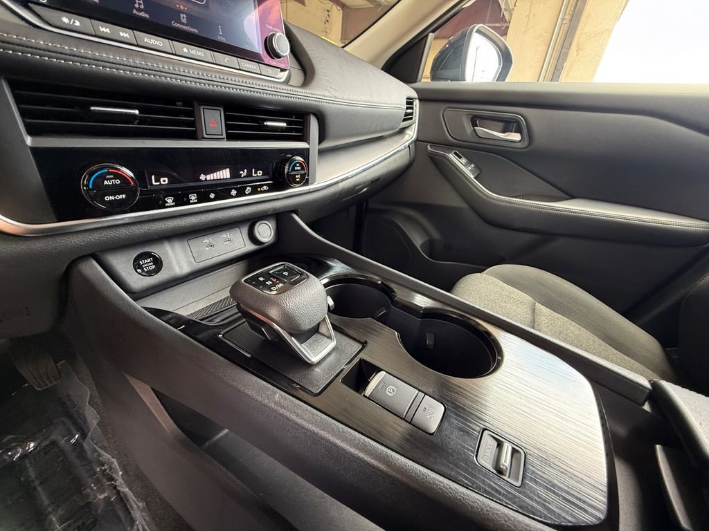 Used 2025 Black Nissan SV image 22