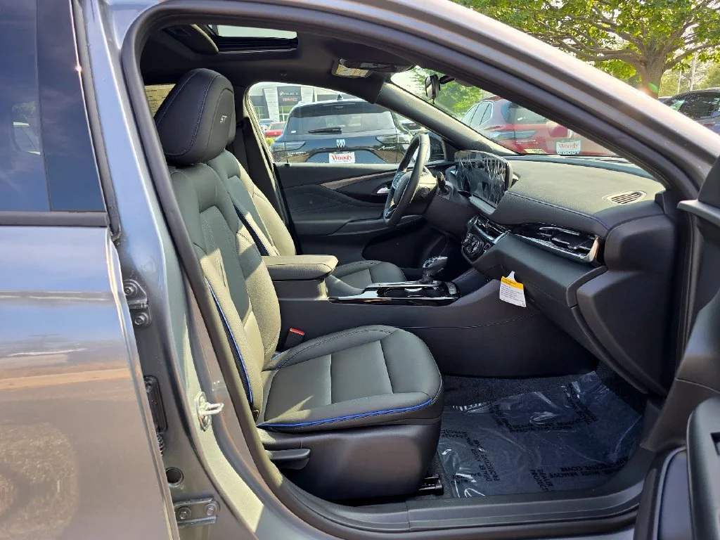 2026 Buick Envista Sport Touring - Photo 28
