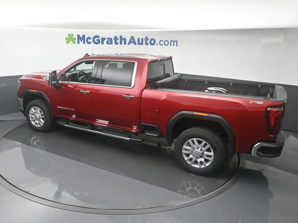 Used 2022 Red GMC SLT image 27