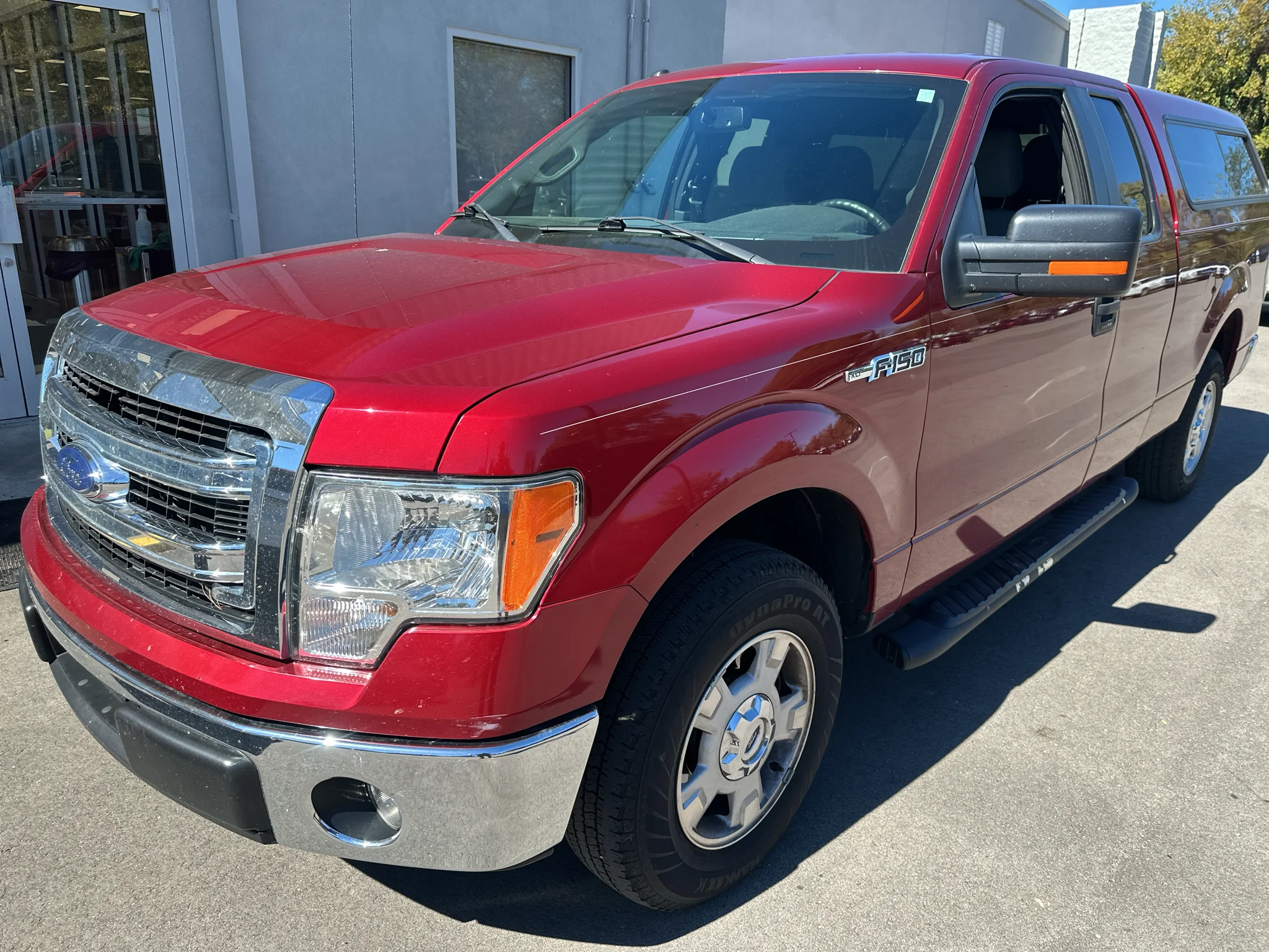 Used 2014 Ruby Red Metallic Tinted Clearcoat Ford XLT image 2