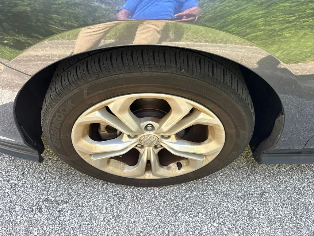 Used 2024  Honda LX image 3