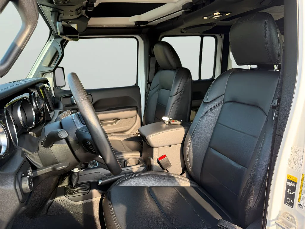 Used 2023 Bright White Jeep Sahara Altitude image 12