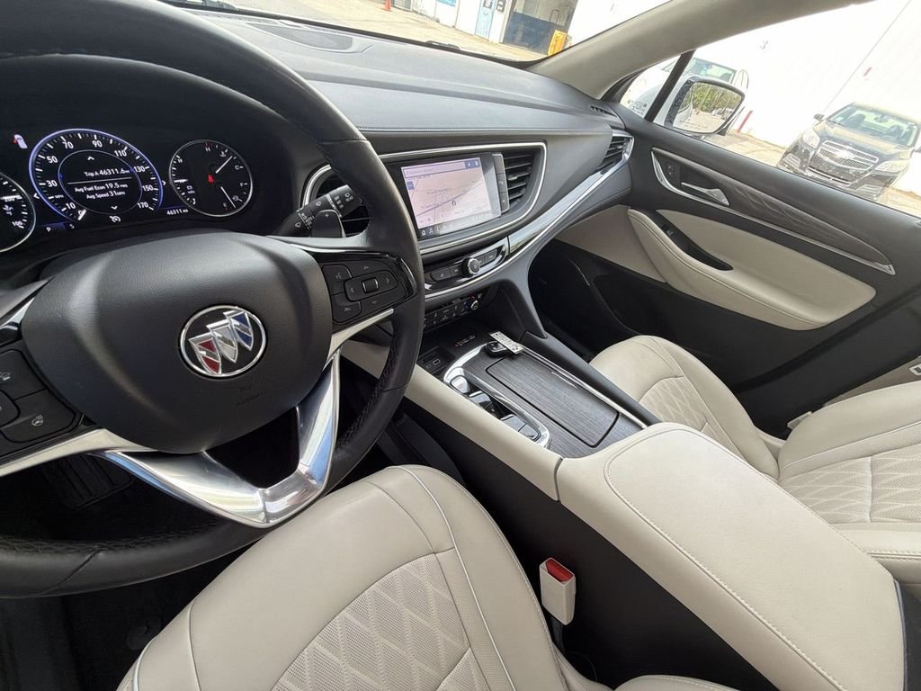 Used 2023 White Buick Avenir image 21