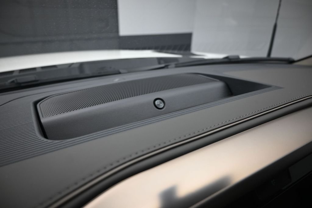 New 2026 White Ford Platinum image 19