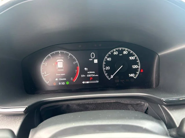 Used 2024 White Honda EX image 30