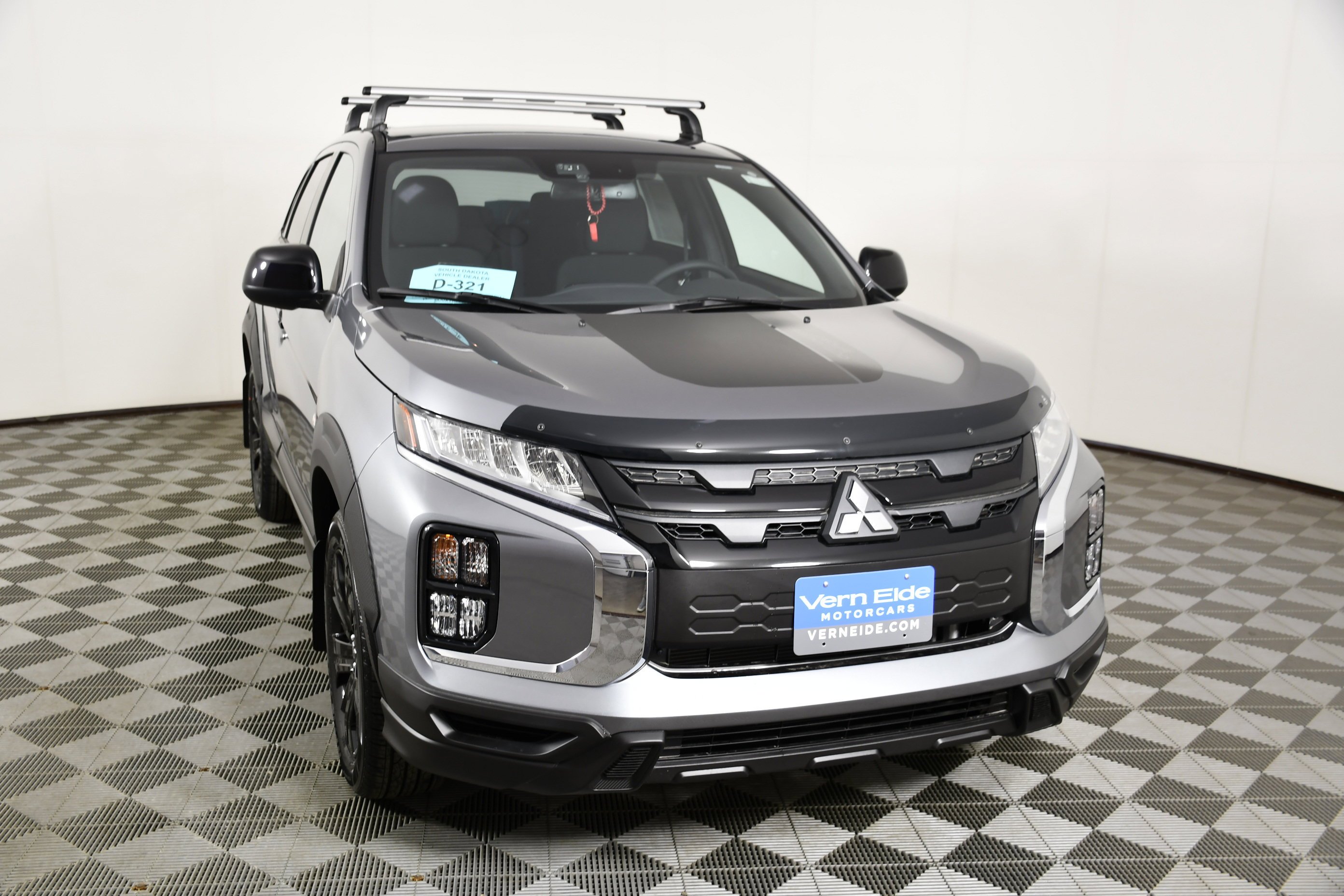 New 2026 Mercury Gray Metallic Mitsubishi Trail Edition image 3