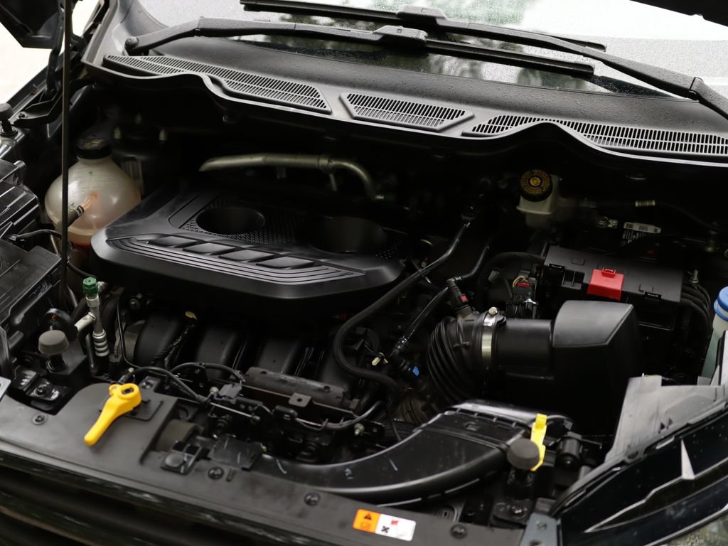 Used 2020 Gray Ford SES image 29