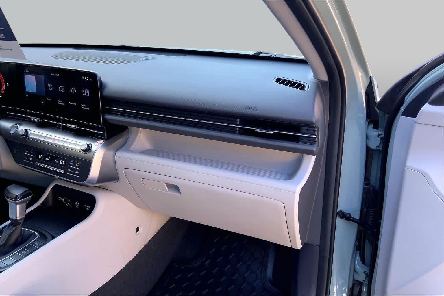 2024 Hyundai Kona SEL - Photo 19