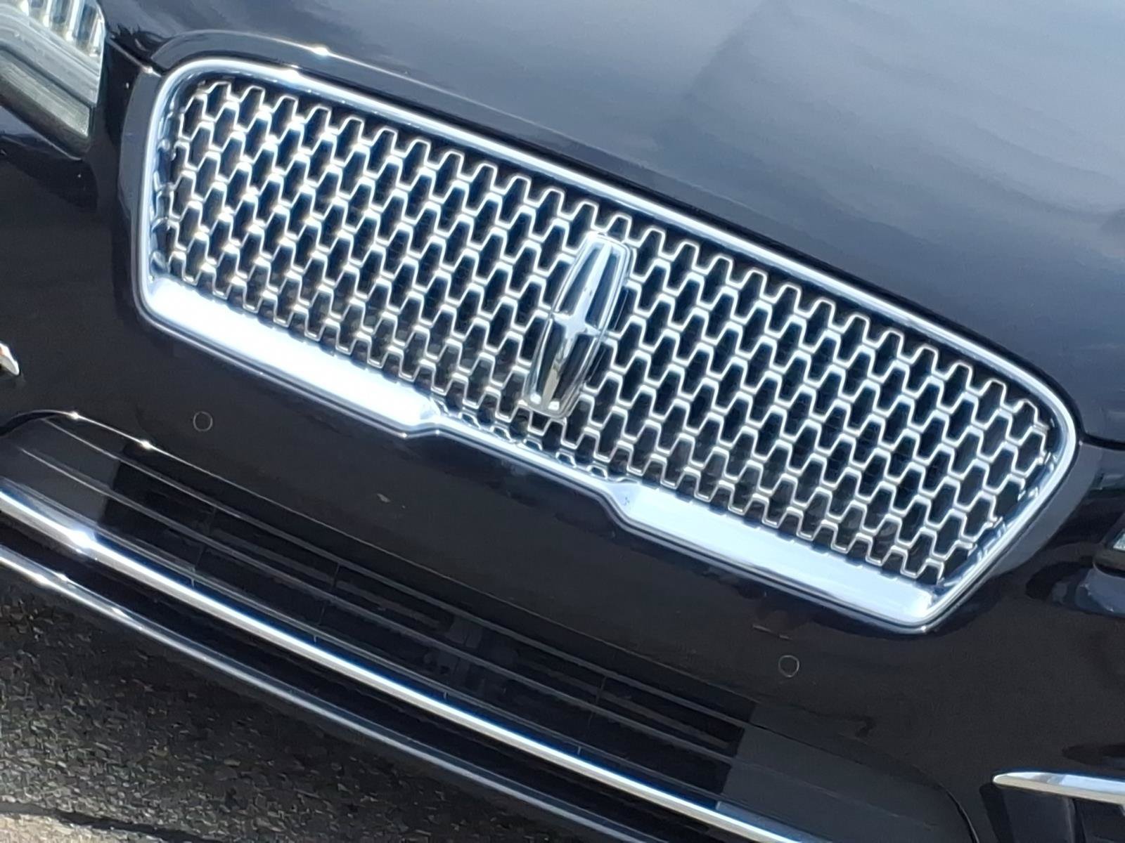 Used 2019 Infinite Black Metallic Lincoln Reserve II image 20