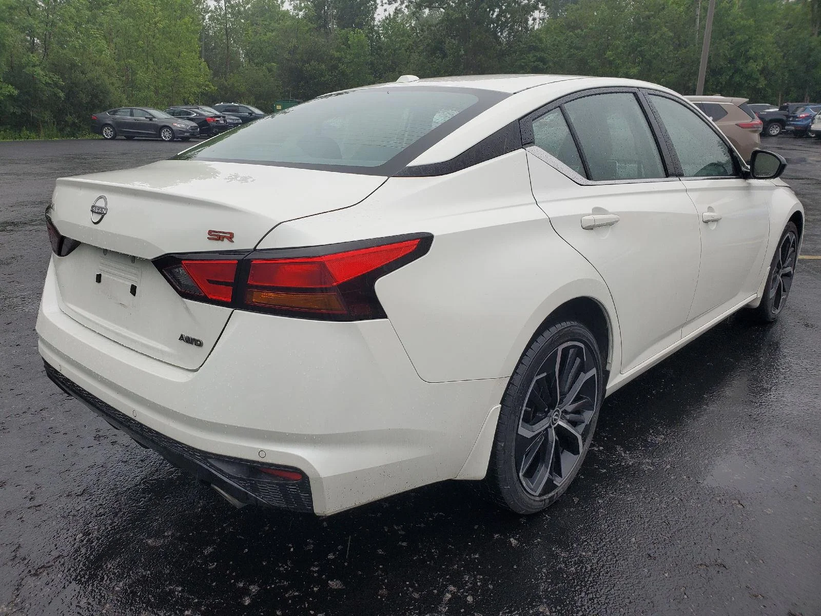 Used 2024 Pearl White Tricoat Nissan 2.5 SR image 2