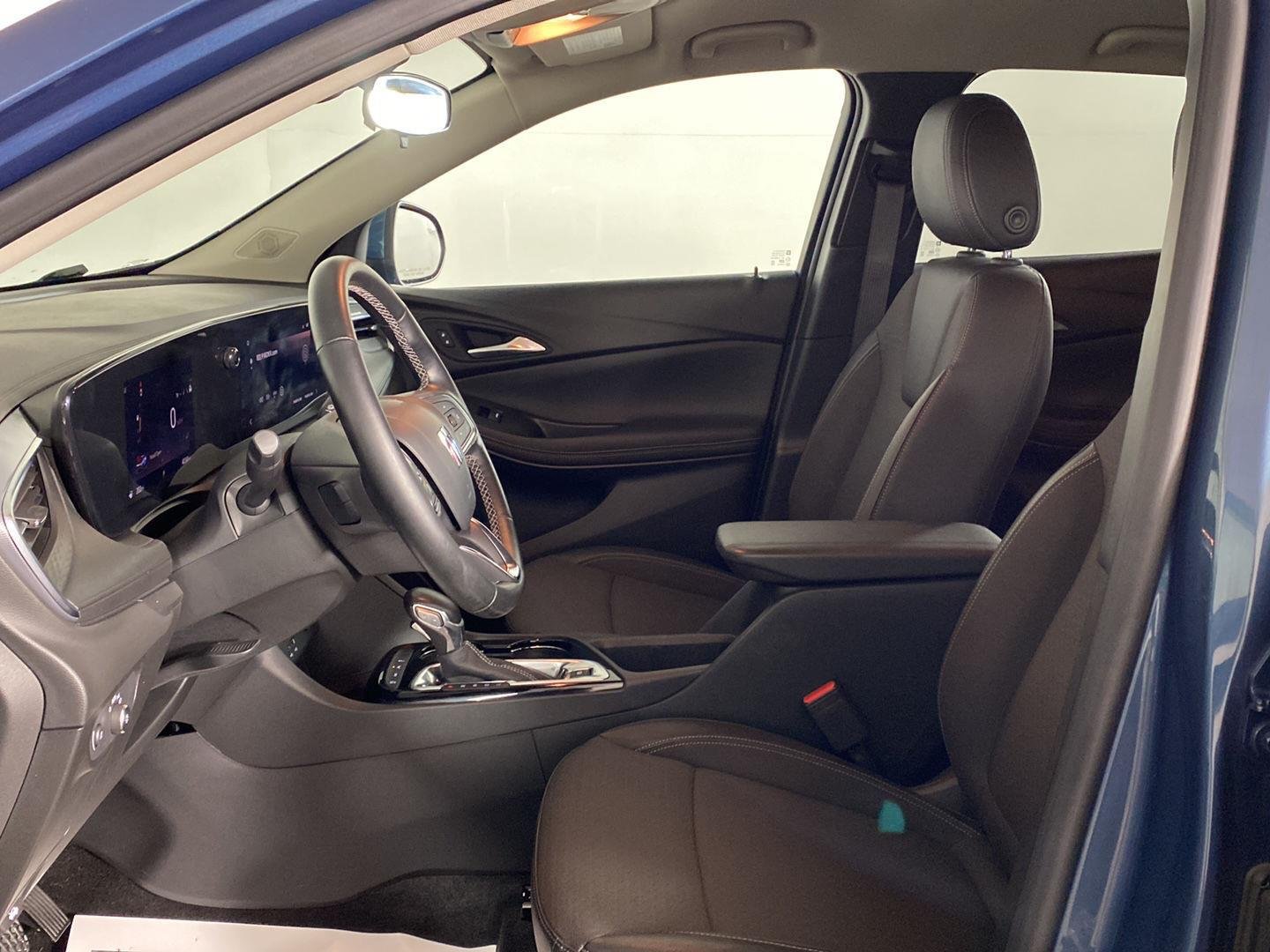 Used 2024 Ocean Blue Metallic Buick Preferred image 27