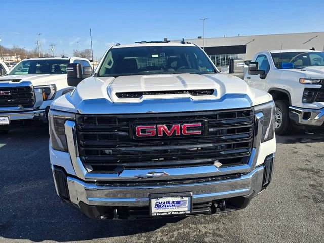 2026 GMC Sierra 3500 Chassis Cab Pro - Photo 32