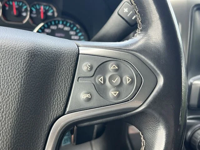 Used 2019 Gray Chevrolet LT image 25