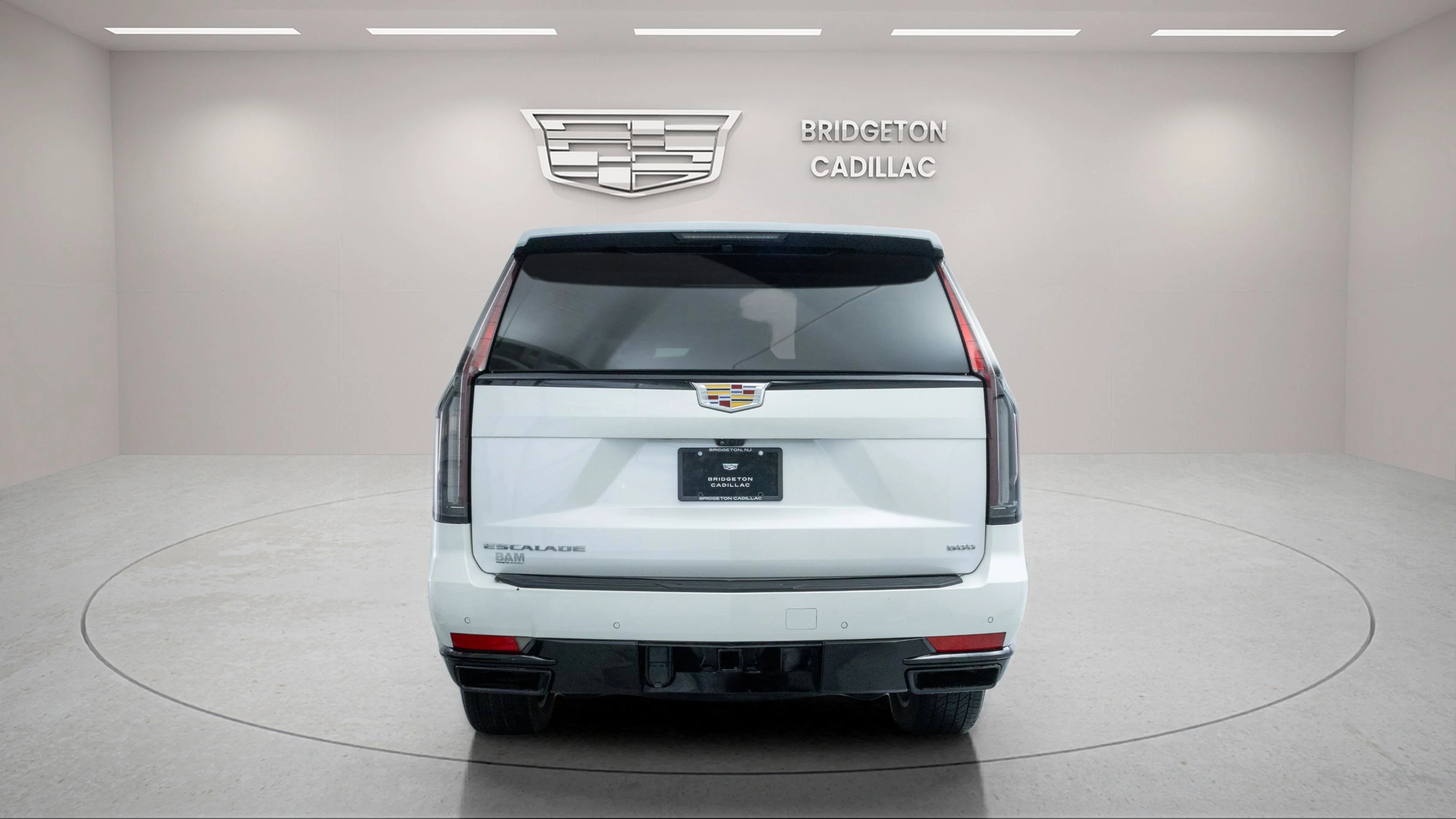 Used 2024 Crystal White Tricoat Cadillac 4WD Sport Platinum image 6