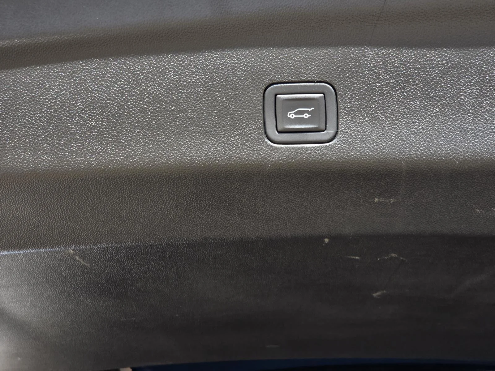 Used 2023 Midnight Blue Metallic Chevrolet Z71 image 12