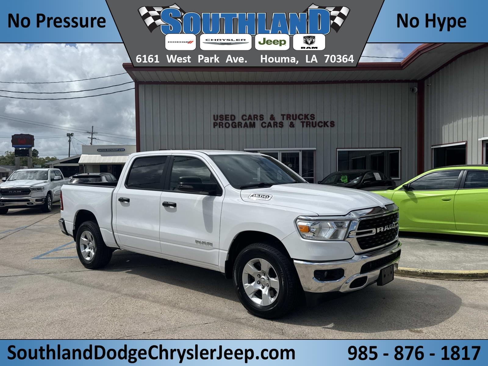 2024 RAM 1500 Big Horn/Lone Star 4x4 Crew Cab 5'7's photo