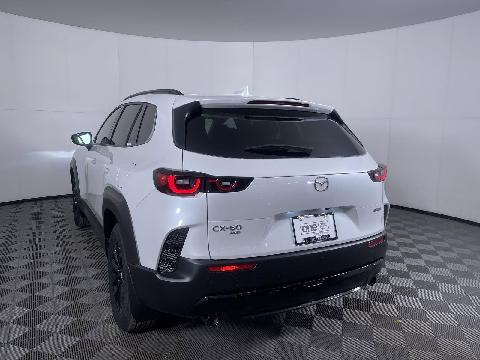 New 2026 Wind Chill Pearl Mazda Premium image 23