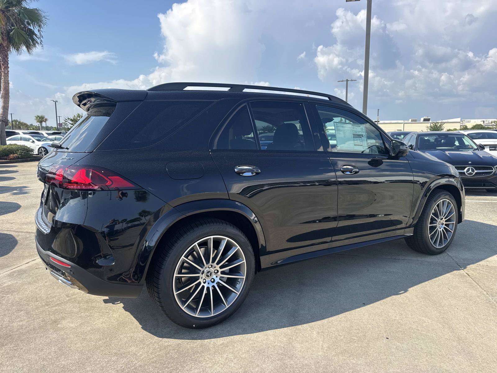 New 2027 Black Mercedes-Benz GLE 350 image 4