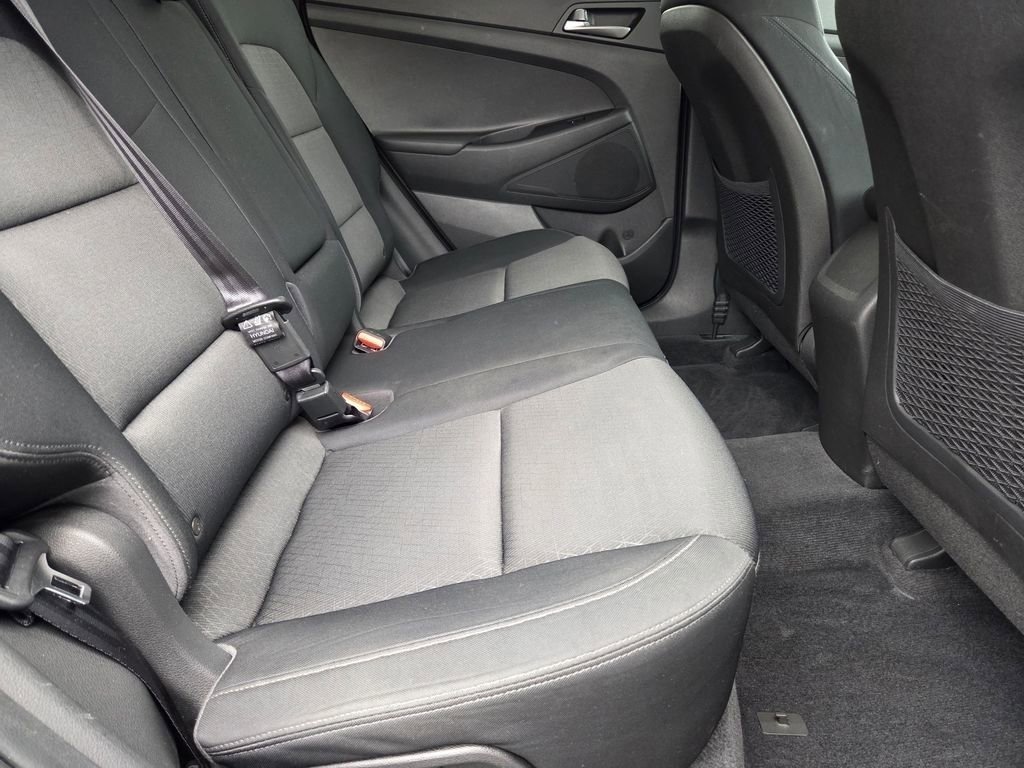 Used 2016 Caribbean Blue Hyundai Sport image 28