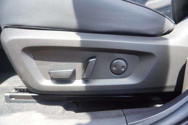 2025 Mitsubishi Outlander Plug-in Hybrid SE - Photo 20