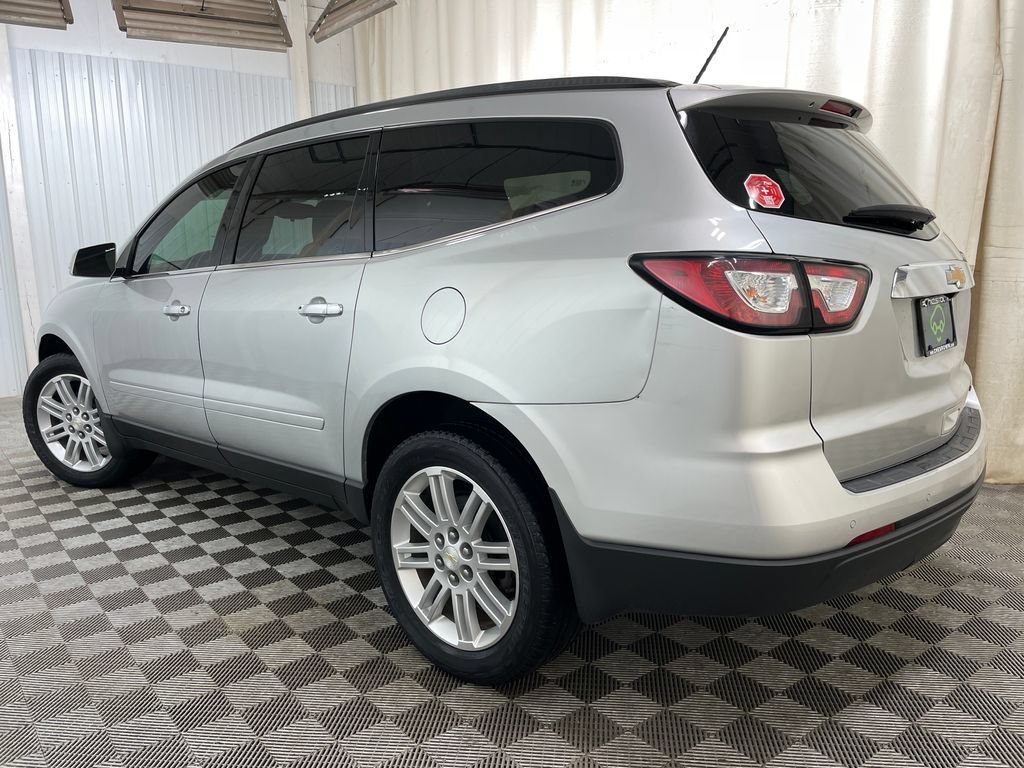 Certified Used 2015 SILVER ICE METALLIC Chevrolet LT image 17