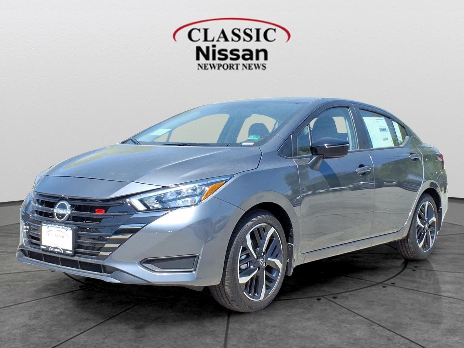 2025 Nissan Versa 1.6 SR CVT's photo
