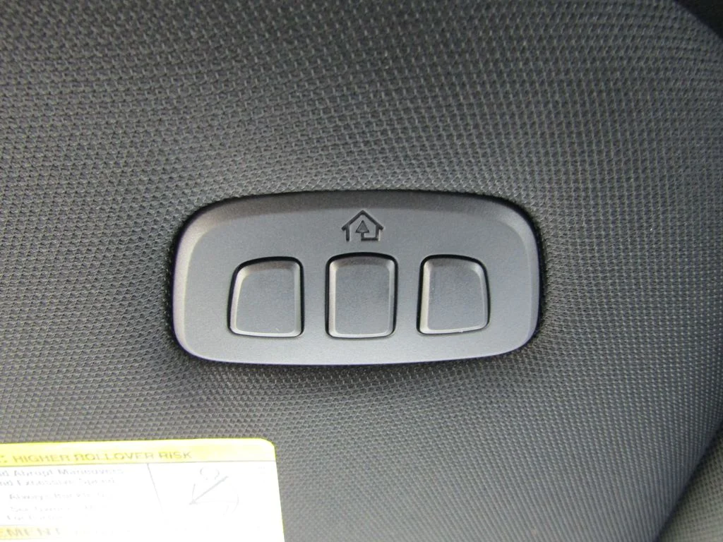 New 2026 Ruby Red Metallic Tinted Clearcoat Ford Lariat® image 41