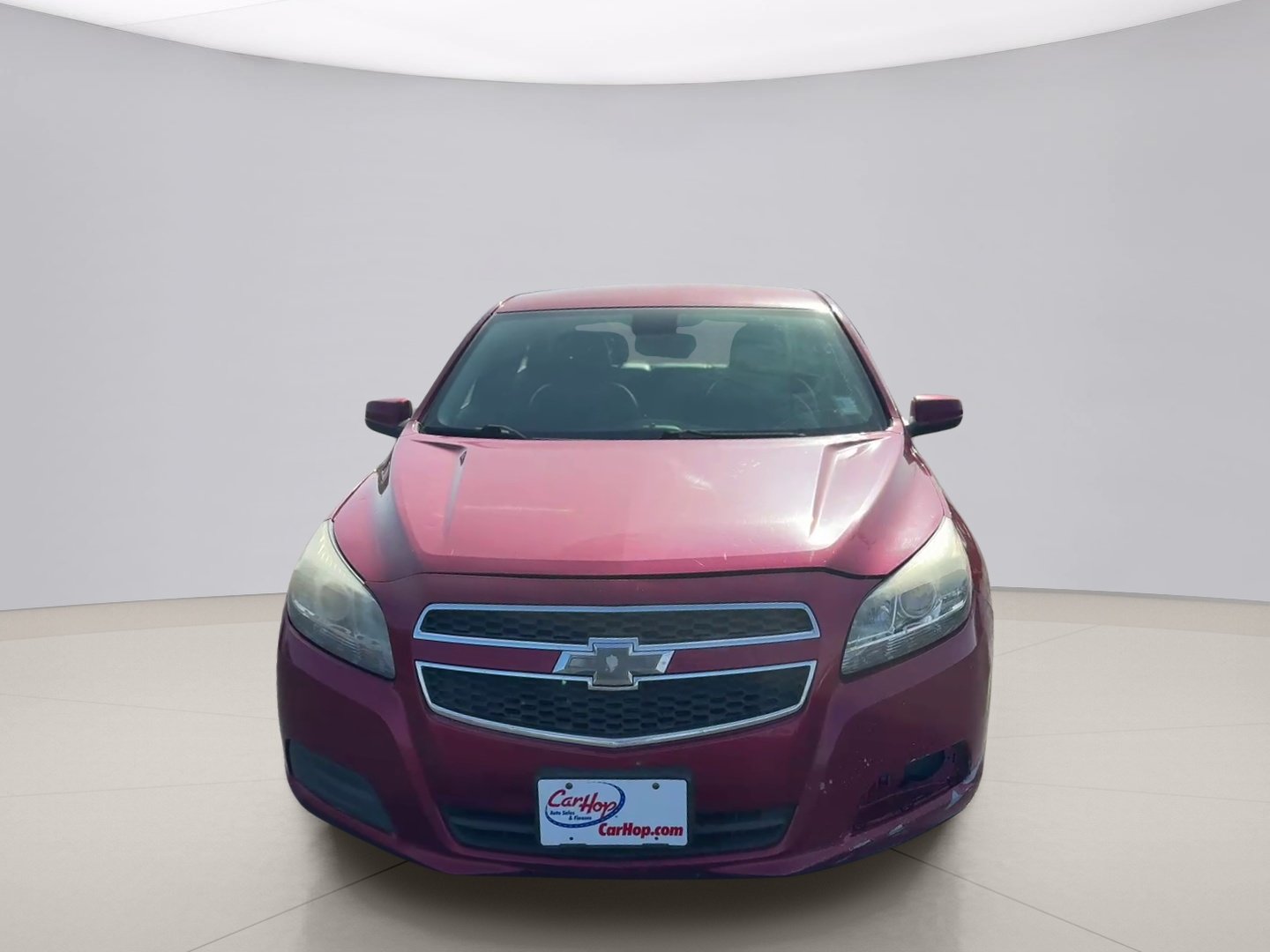 Used 2013 Red Chevrolet ECO image 2
