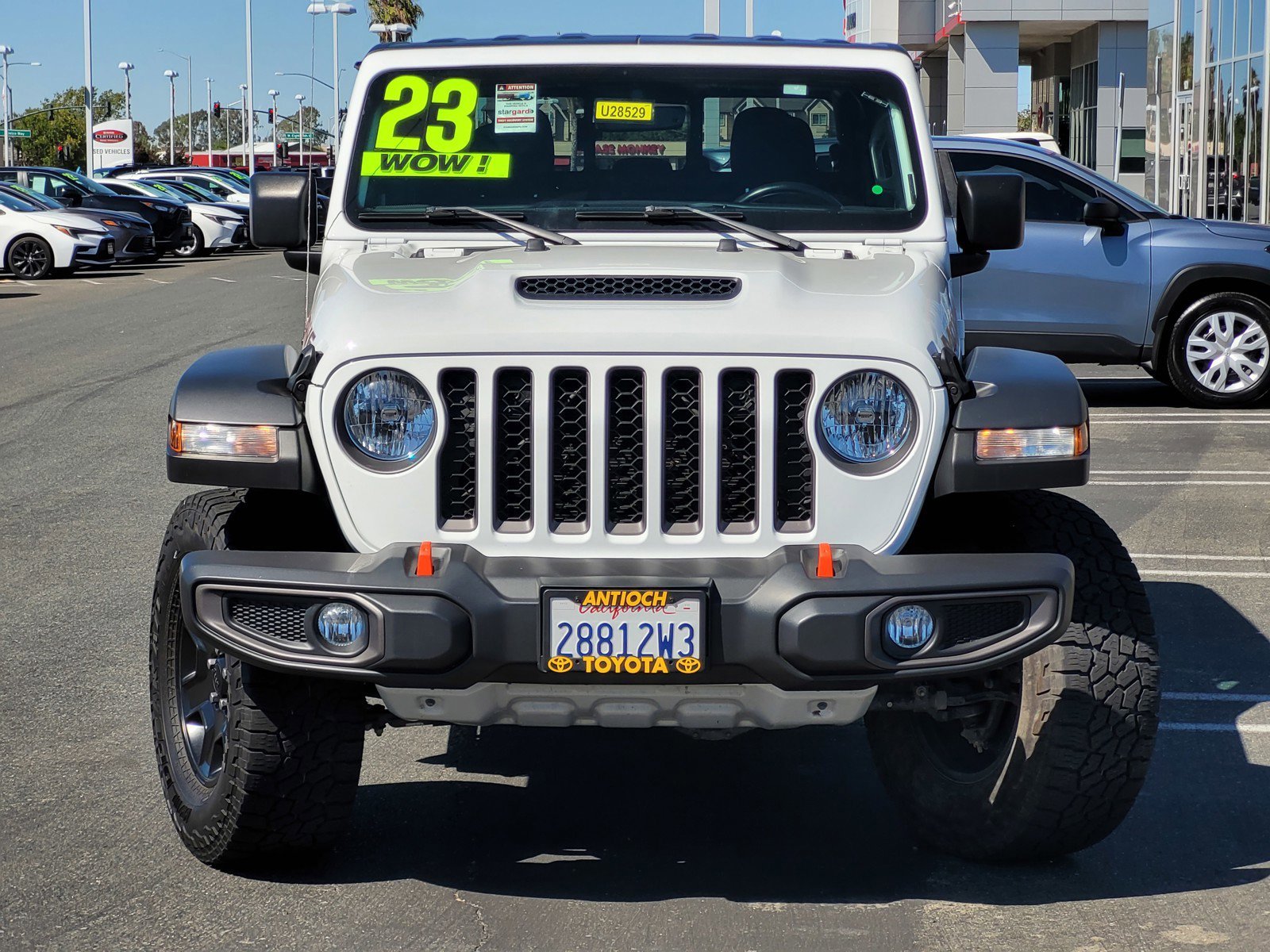 Used 2023 Bright White Clearcoat Jeep Mojave image 2