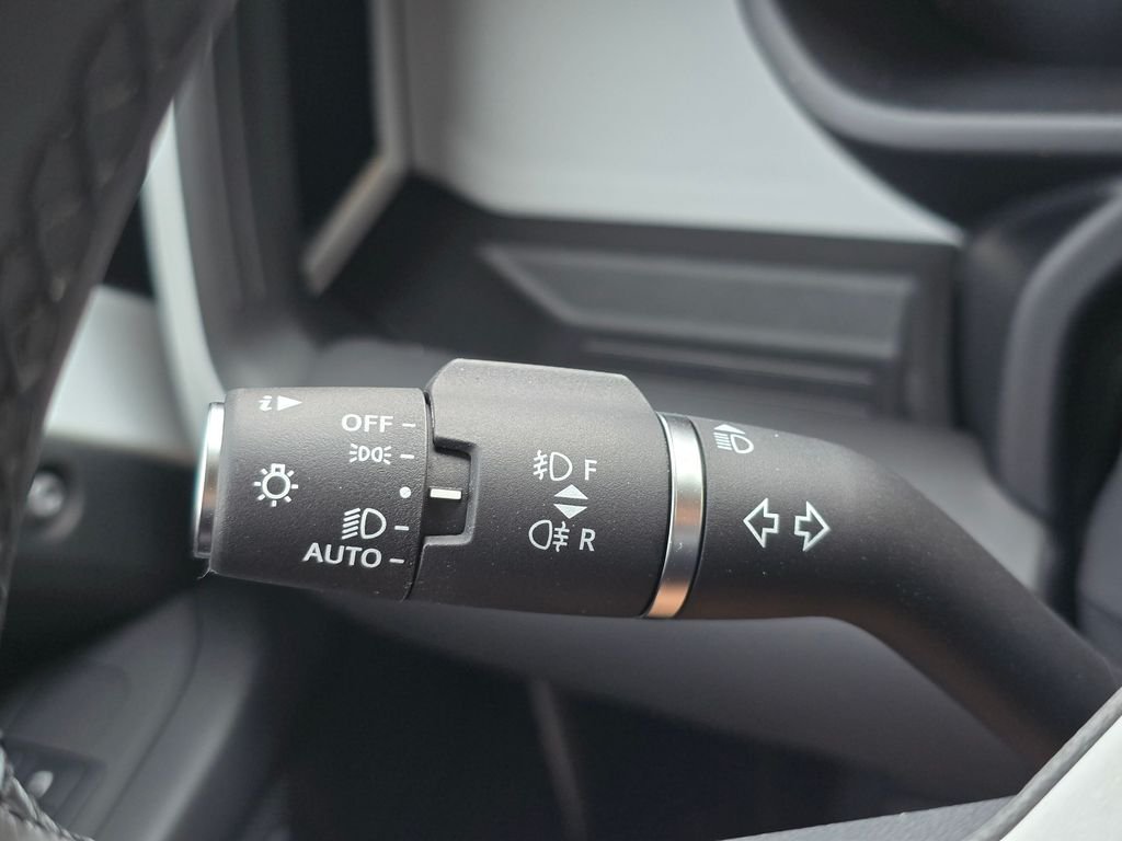 2026 Land Rover Defender X-Dynamic SE - Photo 27