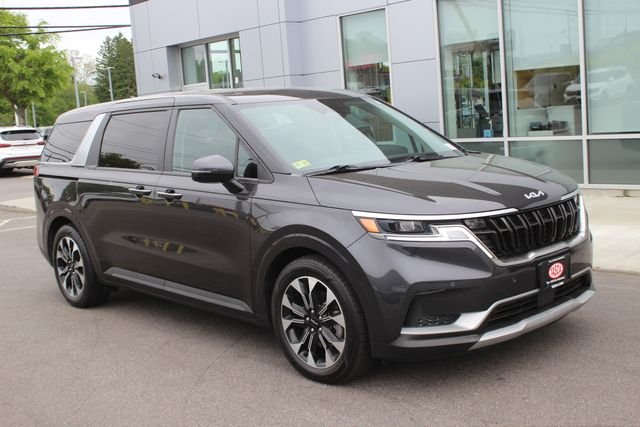 2024 Kia Sedona EX's photo