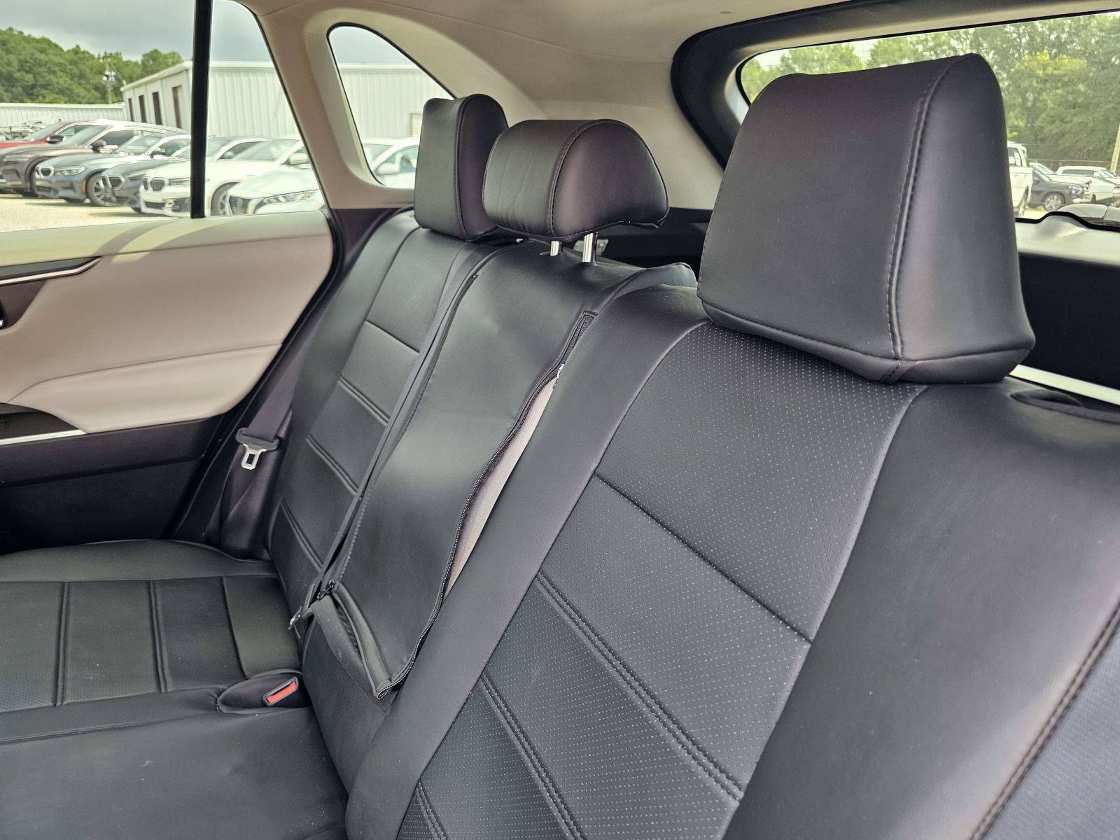 Used 2021 Silver Toyota XLE image 33