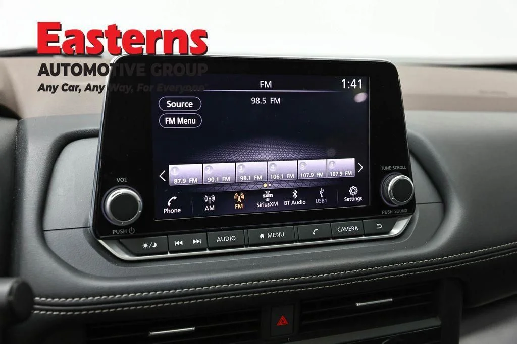 Used 2023 Black Nissan SV image 21