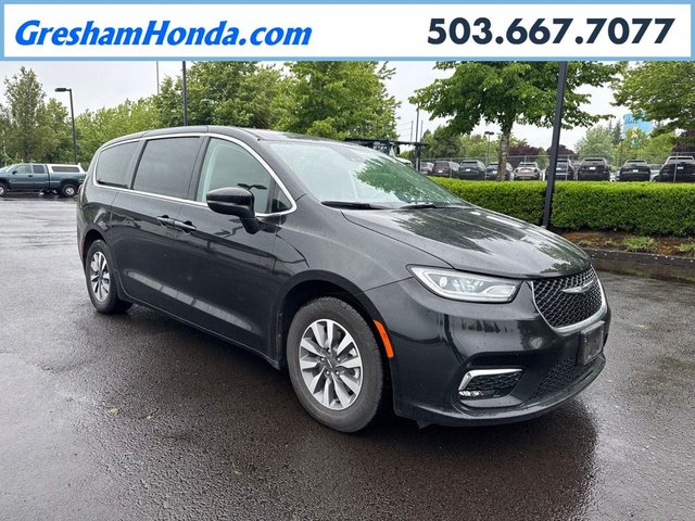 2023 Chrysler Pacifica Hybrid Touring L