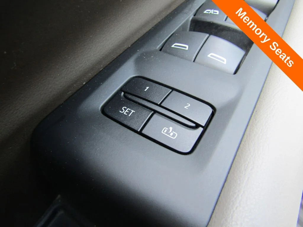 Used 2021 White GMC SLT image 6