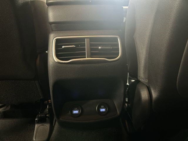 Used 2023 Shimmering Silver Hyundai SEL image 21