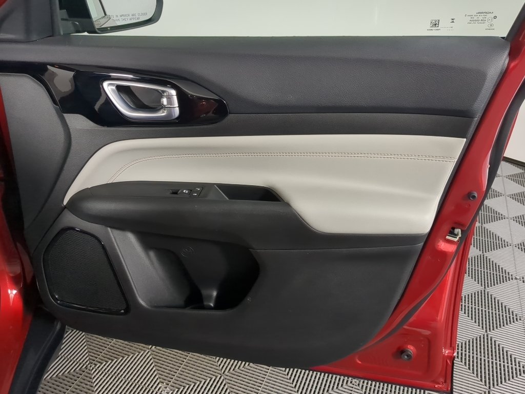 2025 Jeep Compass Limited - Photo 19