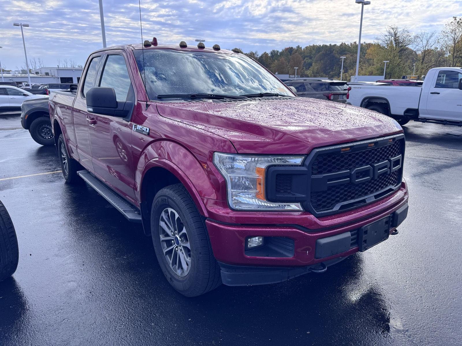 Used 2018 Ruby Red Metallic Tinted Clearcoat Ford XLT image 2