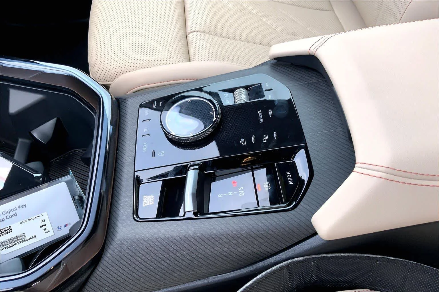New 2026 Alpine White BMW 30 xDrive image 7