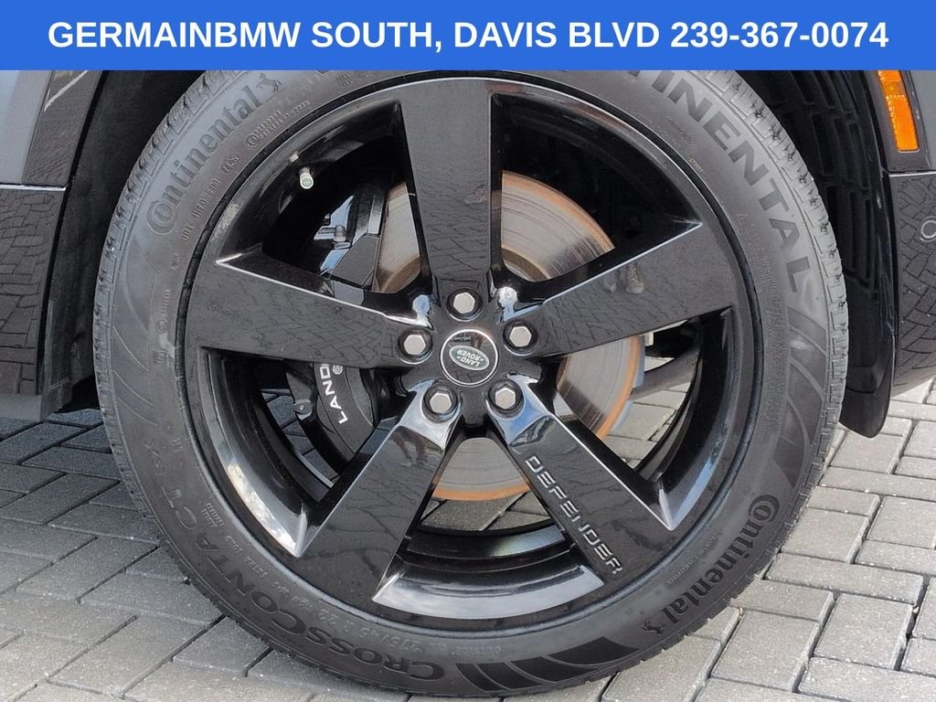 Used 2024 Carpathian Gray Premium Metallic Land Rover Carpathian Edition image 12