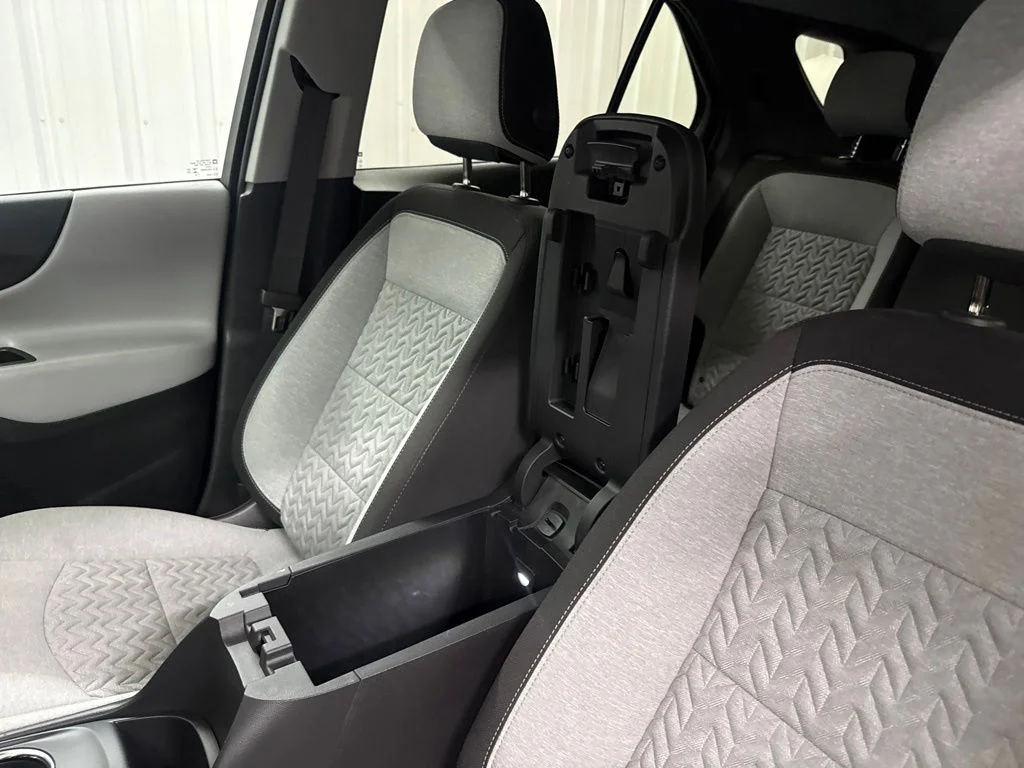 2023 Chevrolet Equinox LT - Photo 36