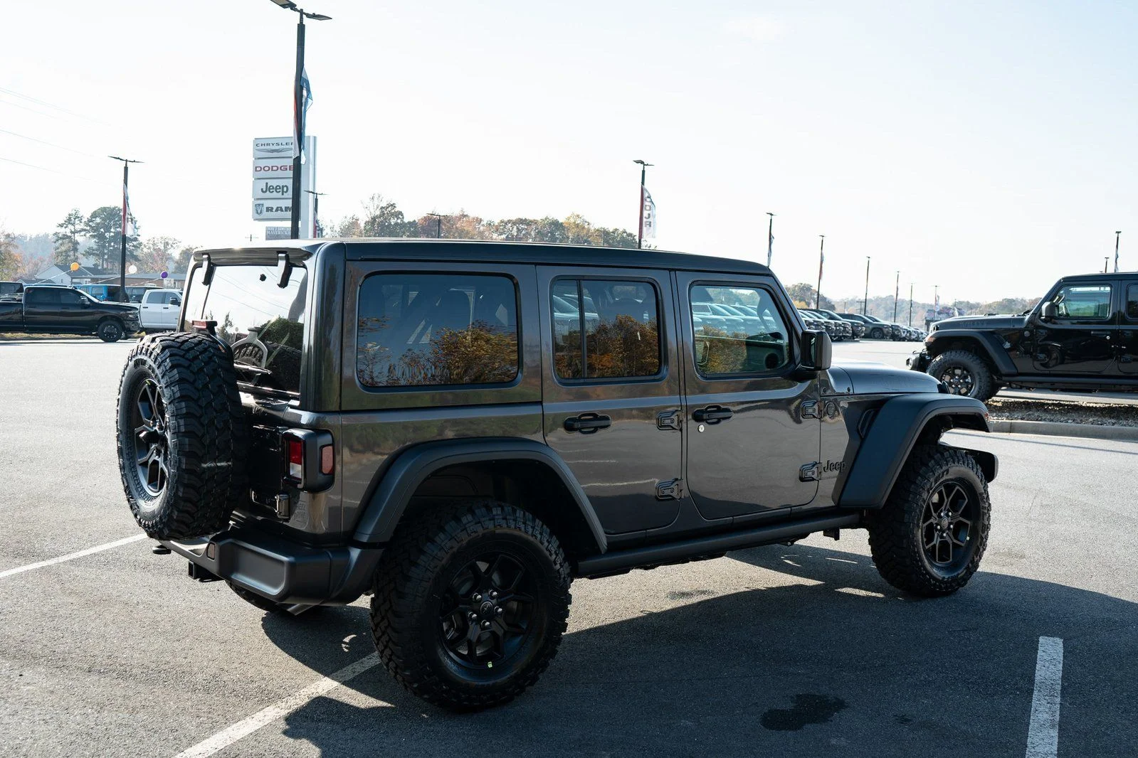 New 2026 Granite Crystal Metallic Clear-Coat Exterior Paint Jeep Willys image 10