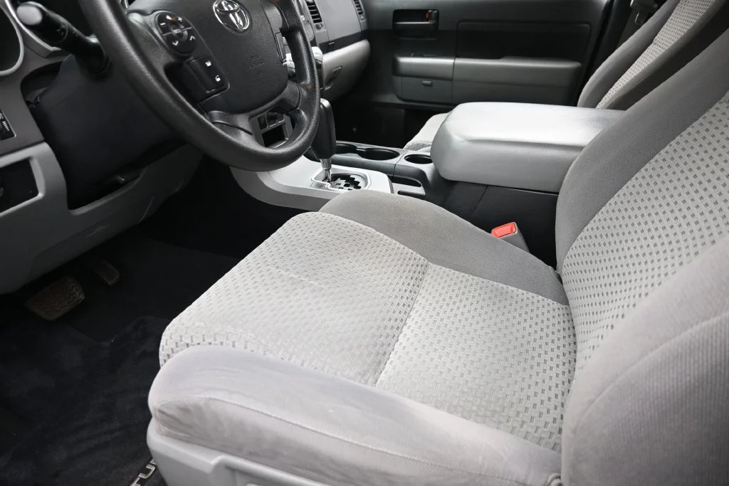 Used 2012 Black Toyota Grade image 16