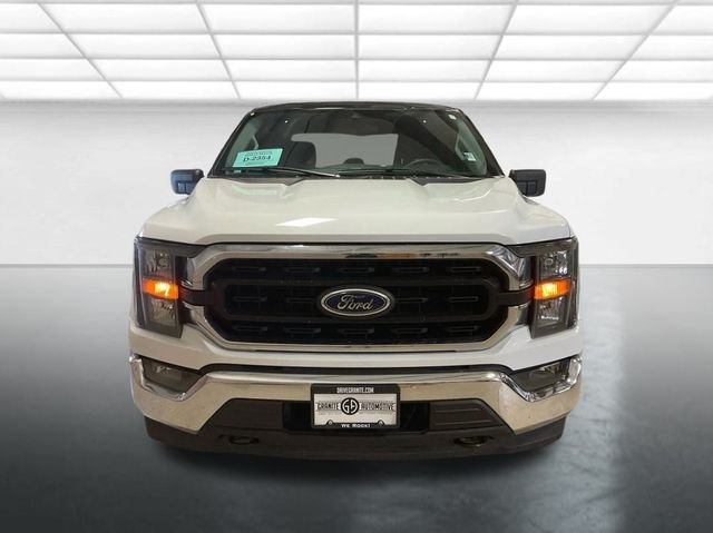 2023 Ford F-150 XLT photo 2
